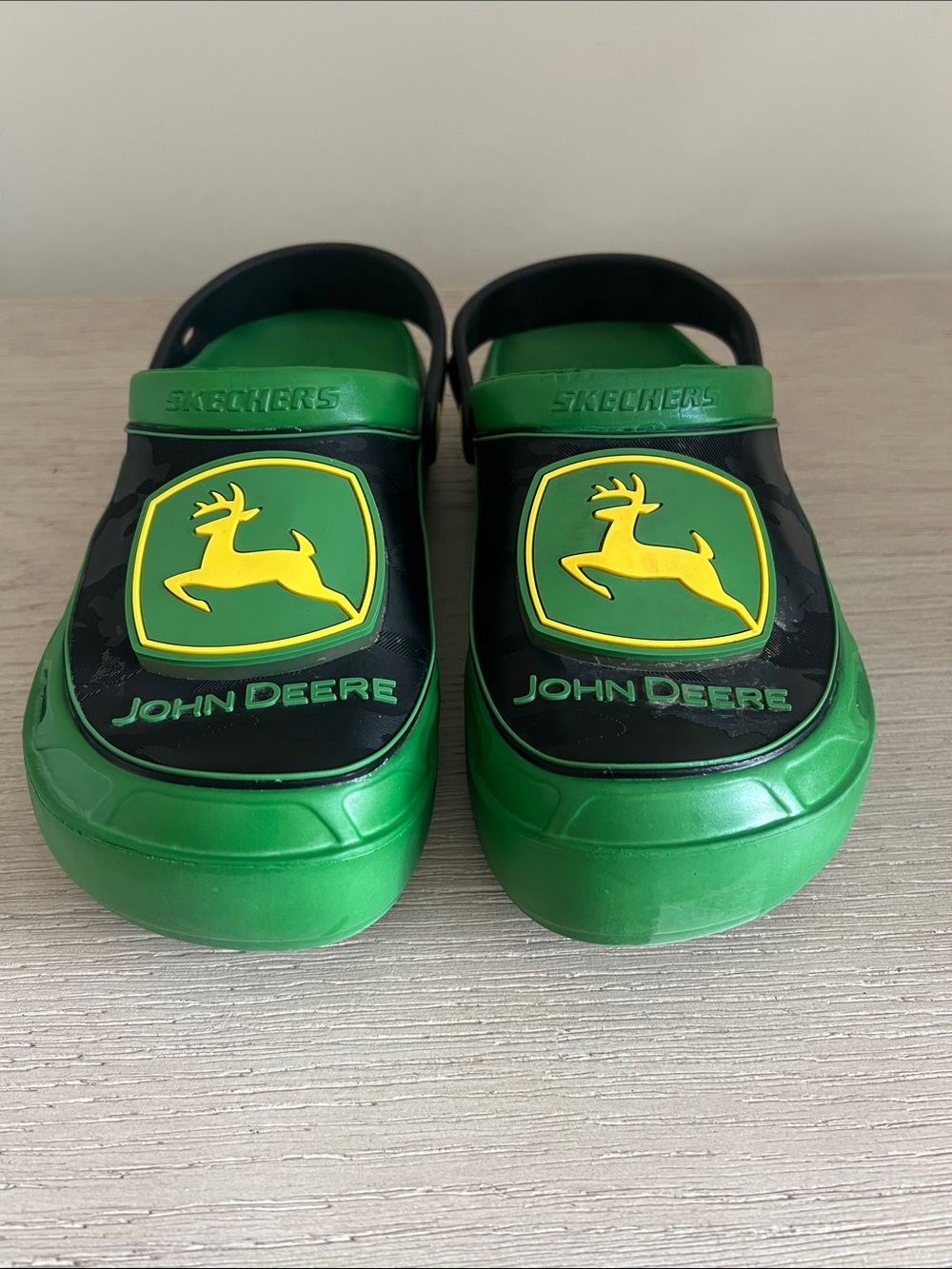 Skechers John Deere slides size 5 green